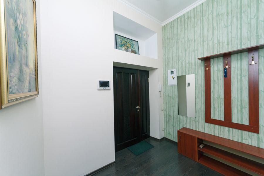 Двухкомнатная Студио На Саксаганского Kyiv Exterior photo
